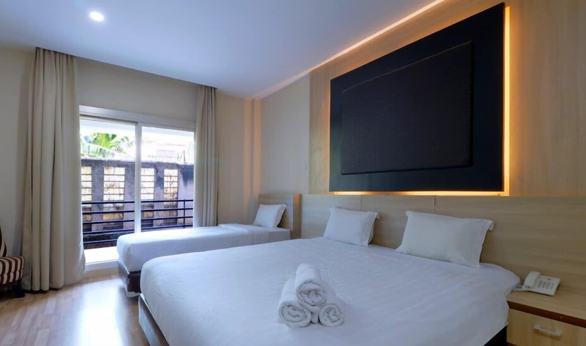 Mutiara Suites Yakarta Exterior foto