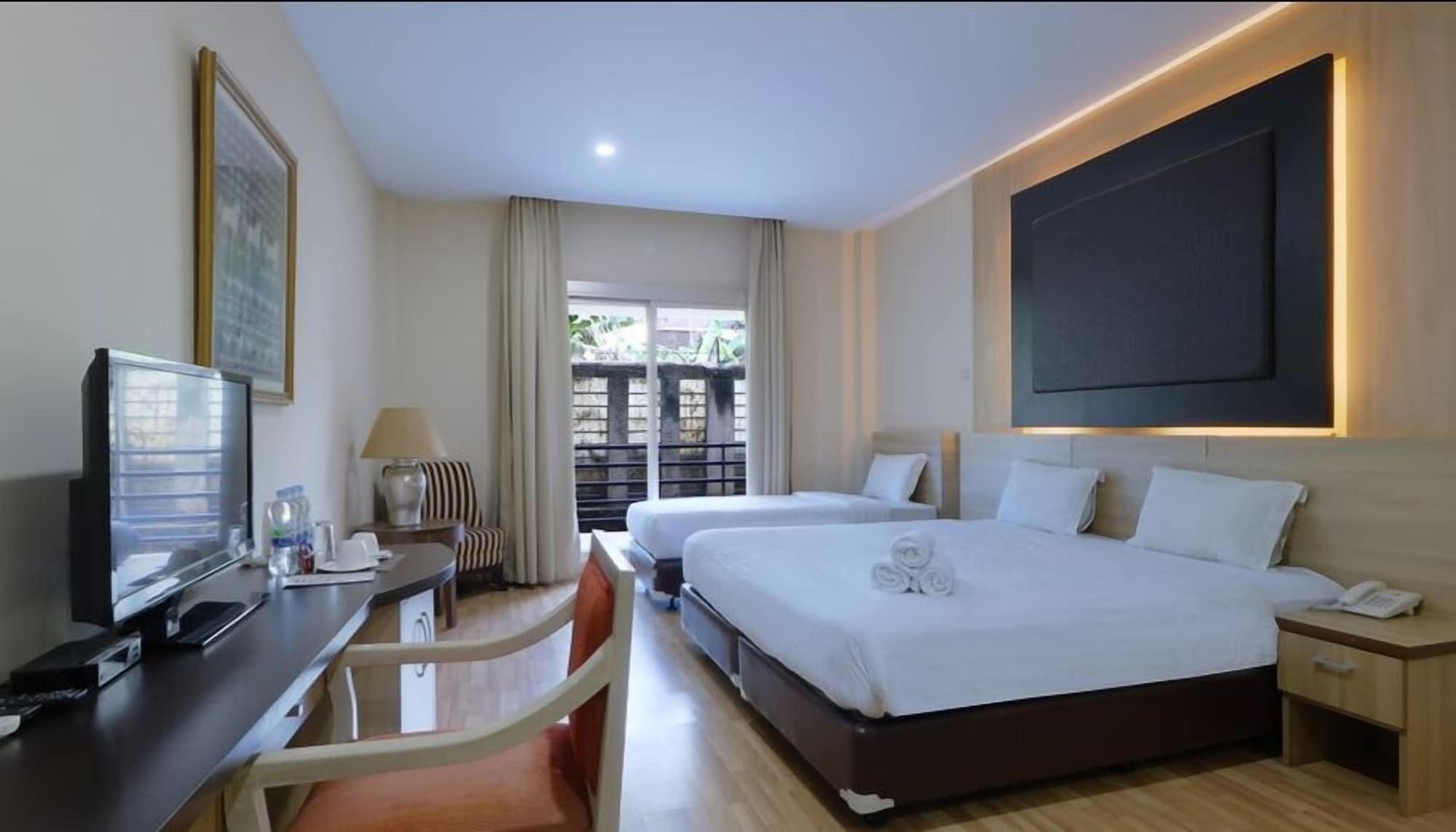 Mutiara Suites Yakarta Exterior foto