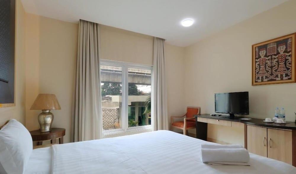 Mutiara Suites Yakarta Exterior foto