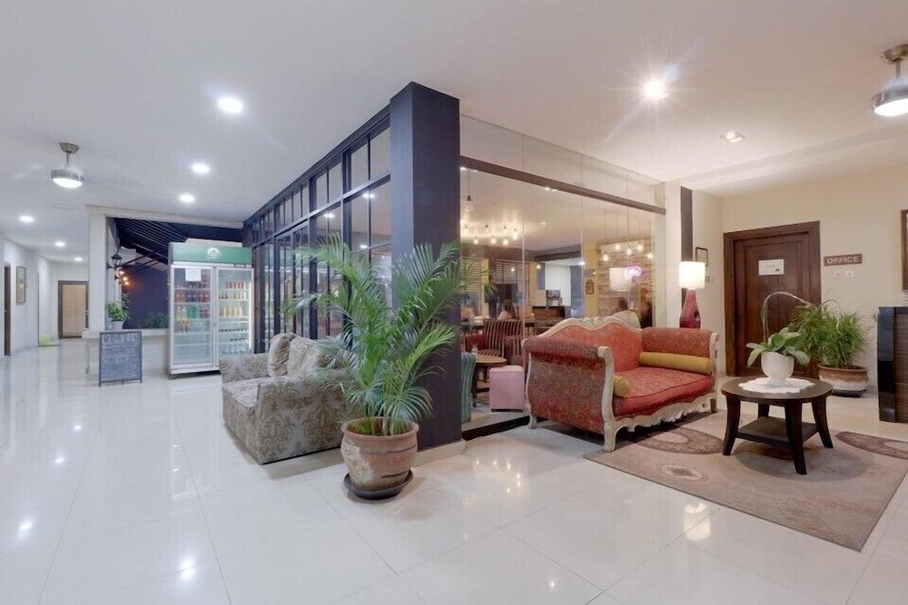 Mutiara Suites Yakarta Exterior foto