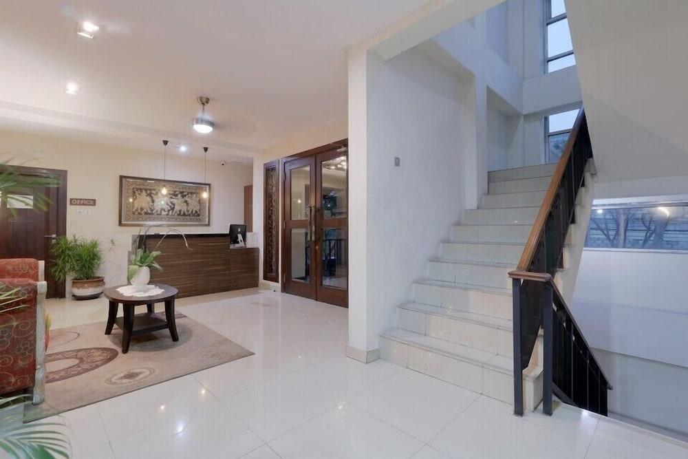 Mutiara Suites Yakarta Exterior foto