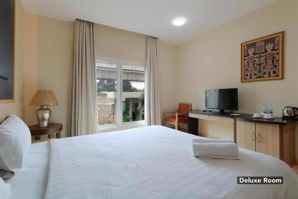 Mutiara Suites Yakarta Exterior foto