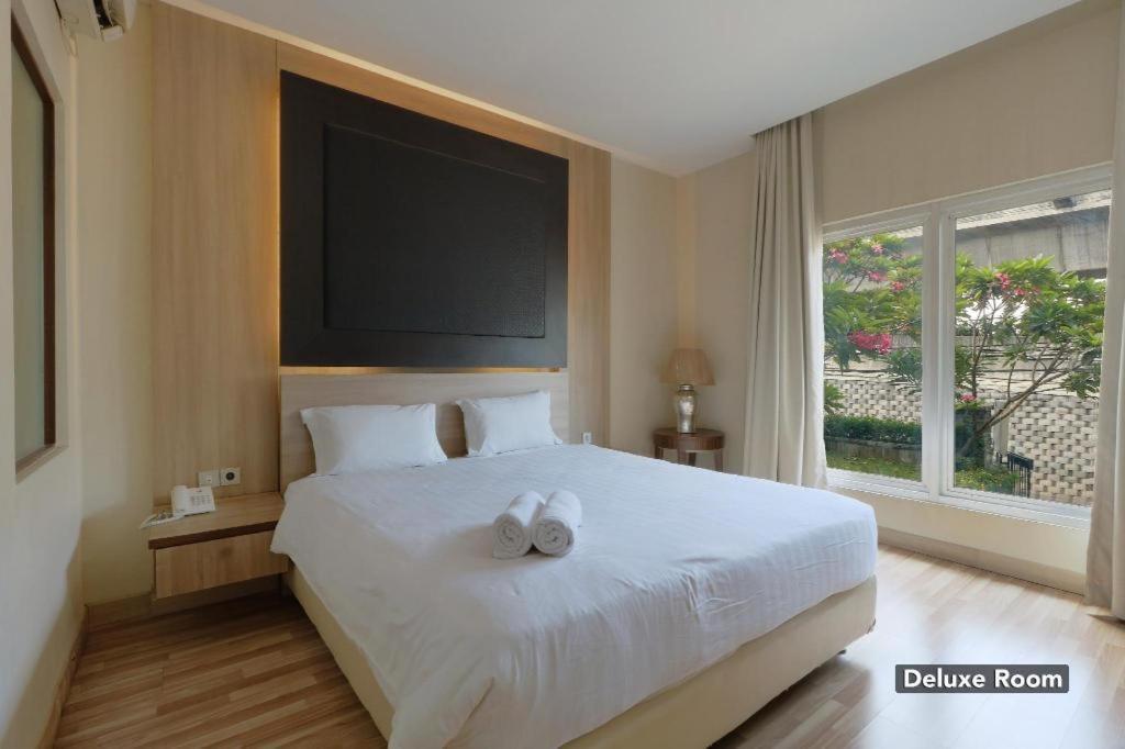 Mutiara Suites Yakarta Exterior foto